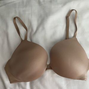Victoria’s Secret push up bra